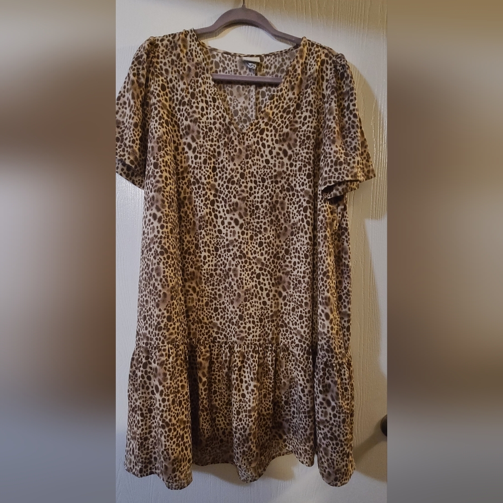 Leopard Short Sleeve Dress